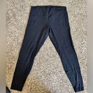 LULULEMON women size 16, 28in length, align black leggings